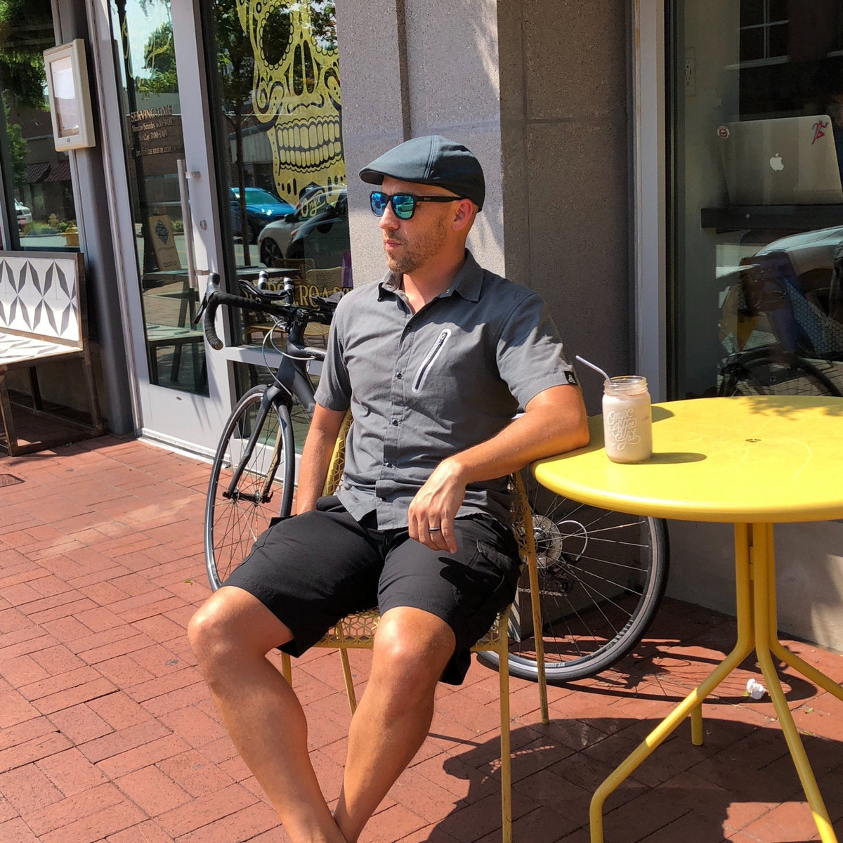The Pedaler's Pub Shirt - Short Sleeve Casual Urban Commuter Cycling Jersey with Snaps, Zipper Pockets, and Dry Fast Wicking