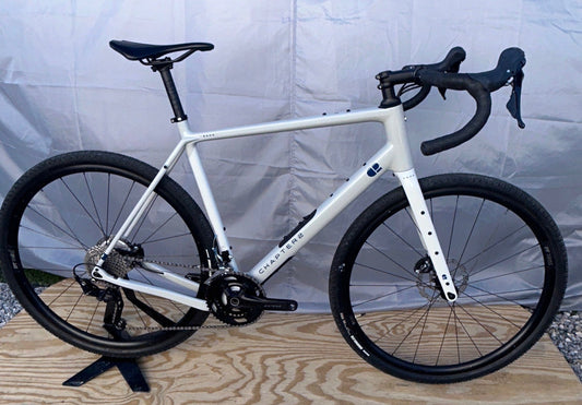 CHAPTER2 KAHA GREY/BLUE CARBON GRAVEL BIKE SHIMANO GRX LARGE 56CM