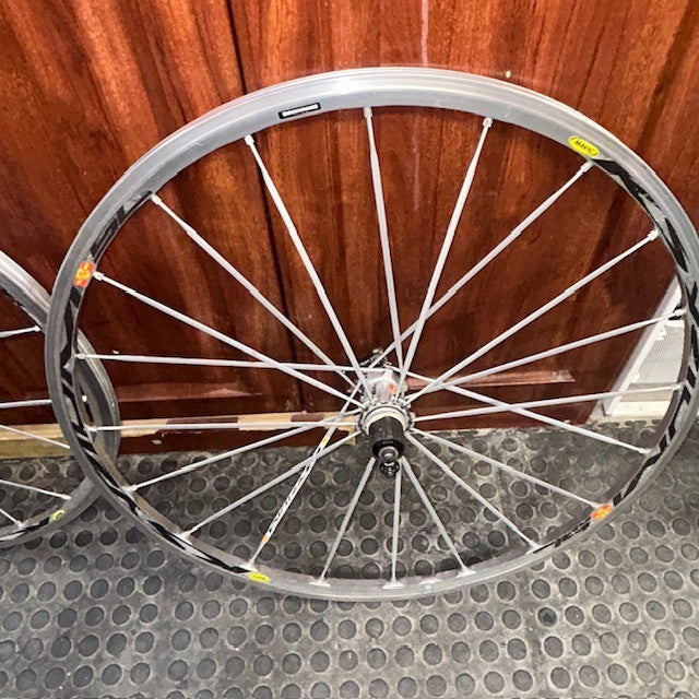 Mavic Ksyrium SL Rim Brake Clincher Wheelset HG 11 Speed
